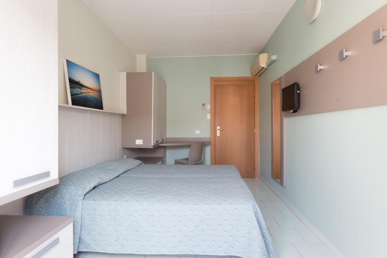 Hotel Jollino Dependance Pineto Exterior foto